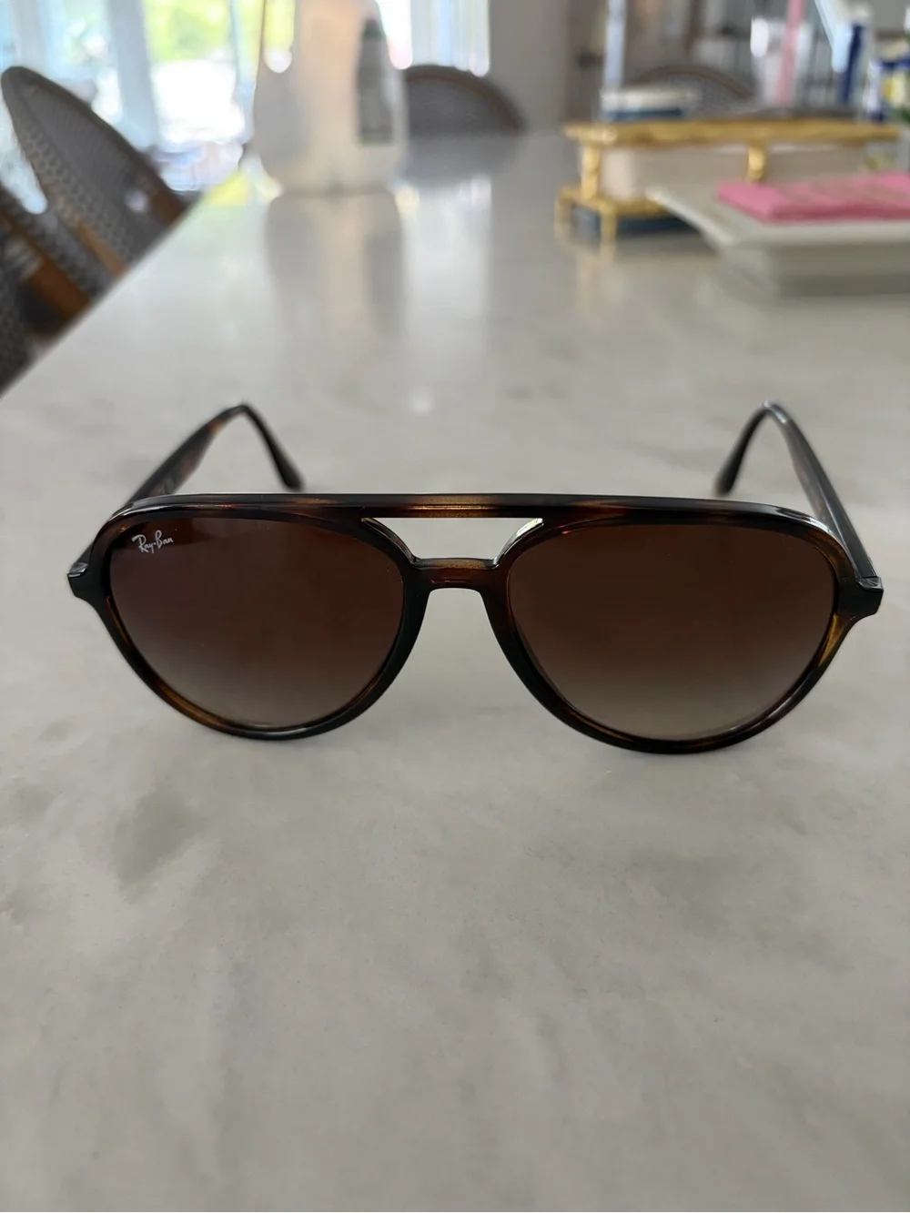 RARE!! NEVER WORN Ray-Ban (RB4376) Brown Tortoise Gradient Aviator Sunglasses